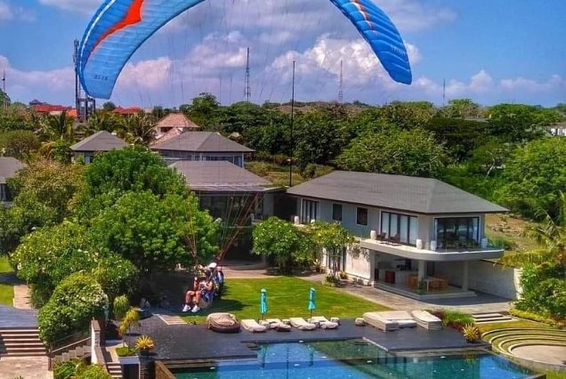Paragliding